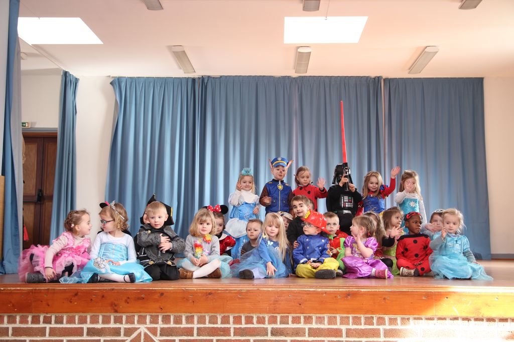  A la salle des fêtes