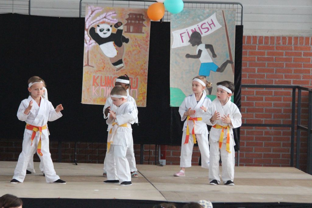 Danses de la kermesse